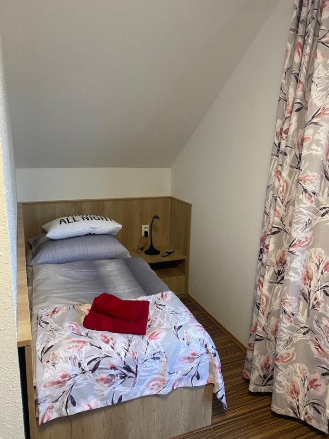 Eltako Penzion Karlsbad Eksteriør billede
